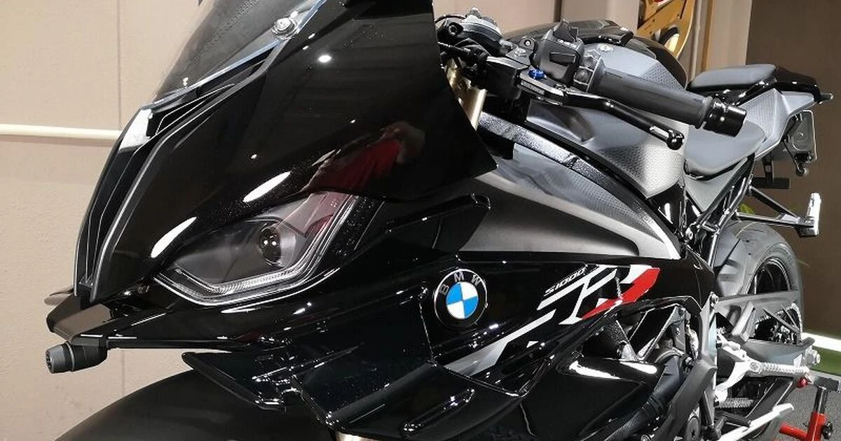S1000RR  シングルシート　ブラックストームメタリック　2023〜